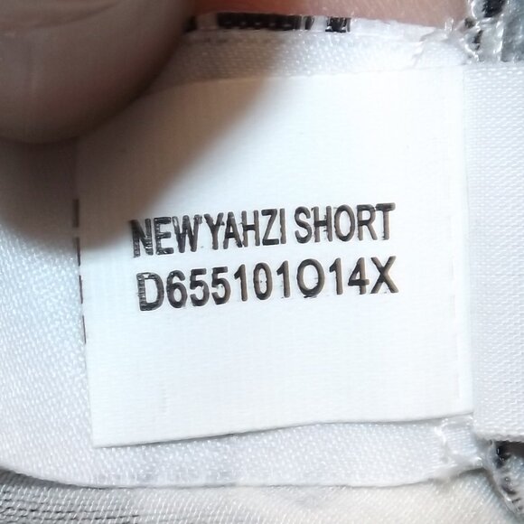 DIANE VON FURSTENBERG Wrap Dress, 8, New Yatzi Short, Spotted Floral Cat, Grey - Picture 13 of 16